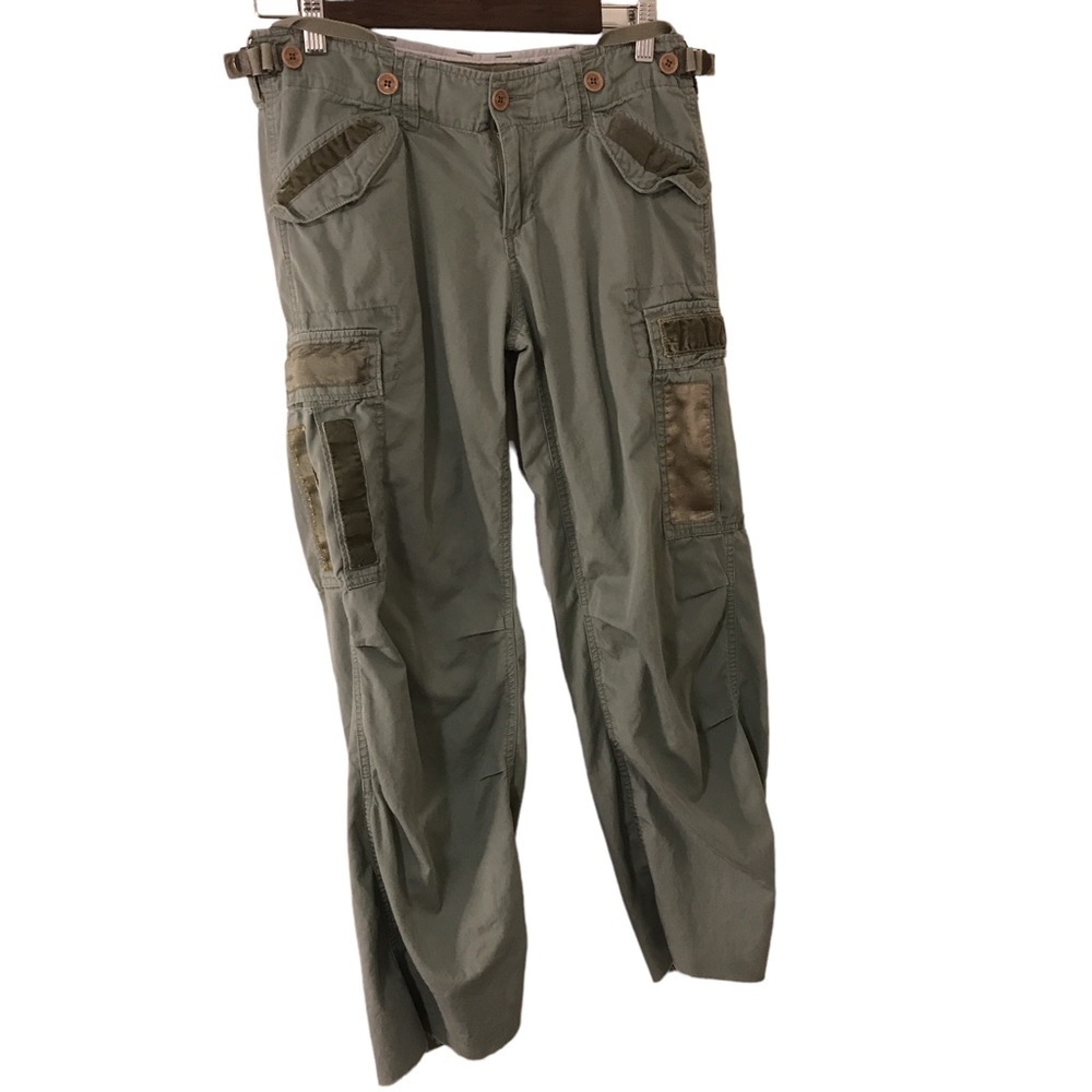 Hollister 100% cotton olive green cargo pants size 1